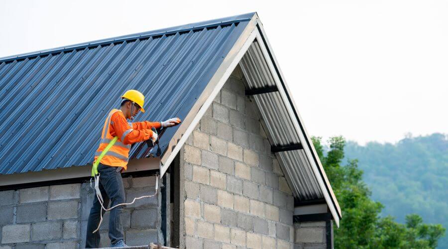 Professional Flat Roofing Installation in Vest, KY